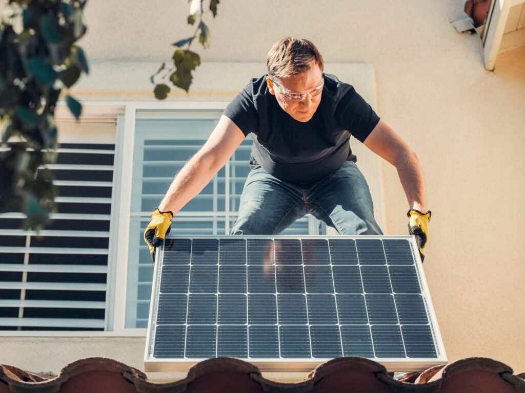 7 Things to Check Before Hiring a Solar Installer in India 1 pexels kindelmedia 9875418